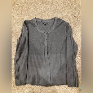 Women apt. 9 grey button up sweater long sleeve shirt top blouse ribbed crewneck